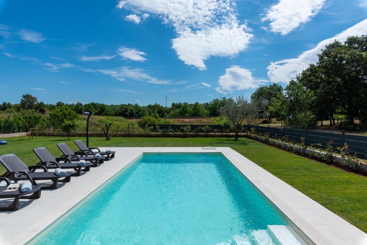 Villa Dafna Poreč Exteriör bild